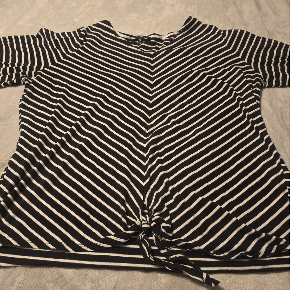 Jones New York Tie Front Blouse Black White Stripe Short Sleeve Knit Top Plus 2x